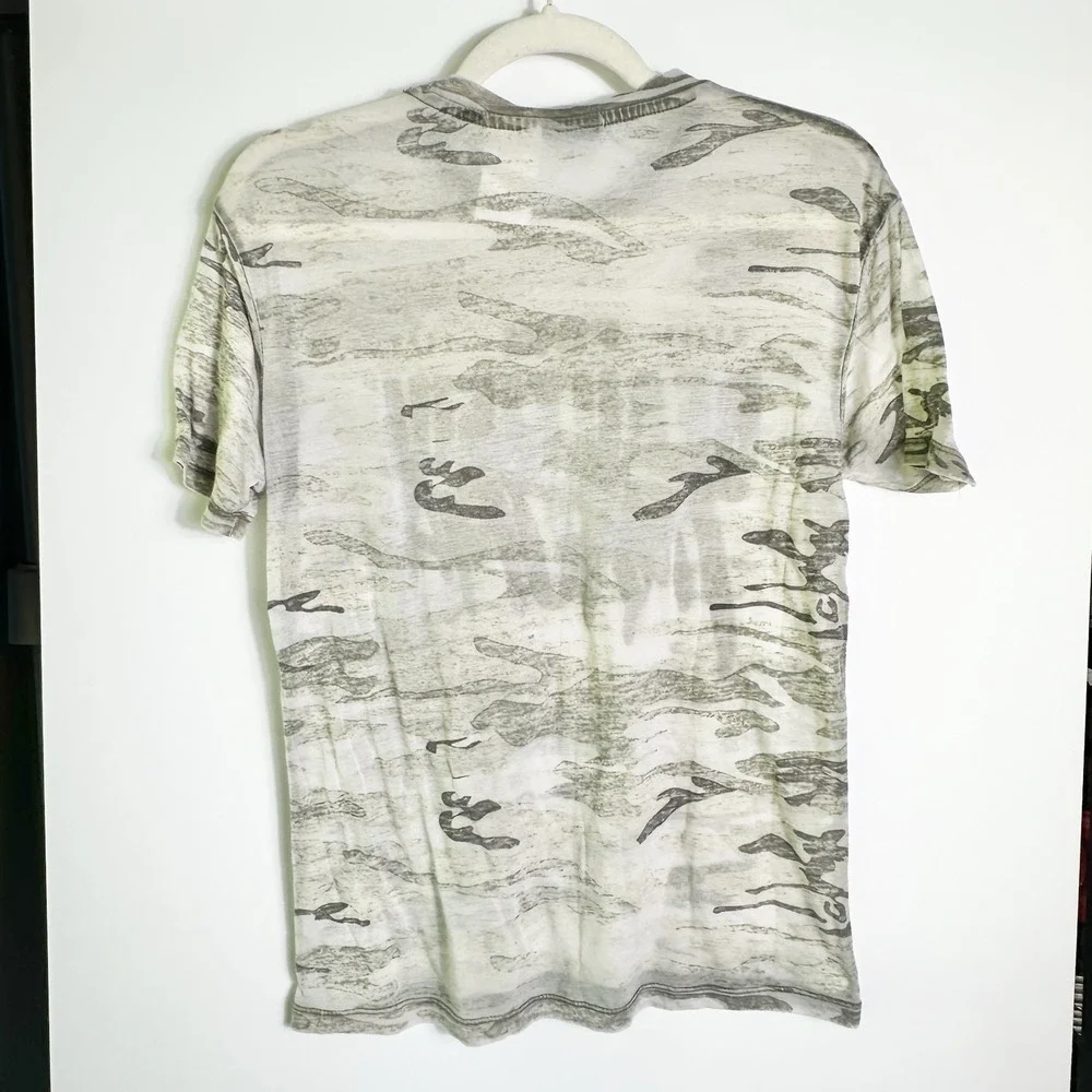 P!NK Beautiful Trauma World Tour Camo Graphic T Shirt Womens M Semi-sheer Grunge